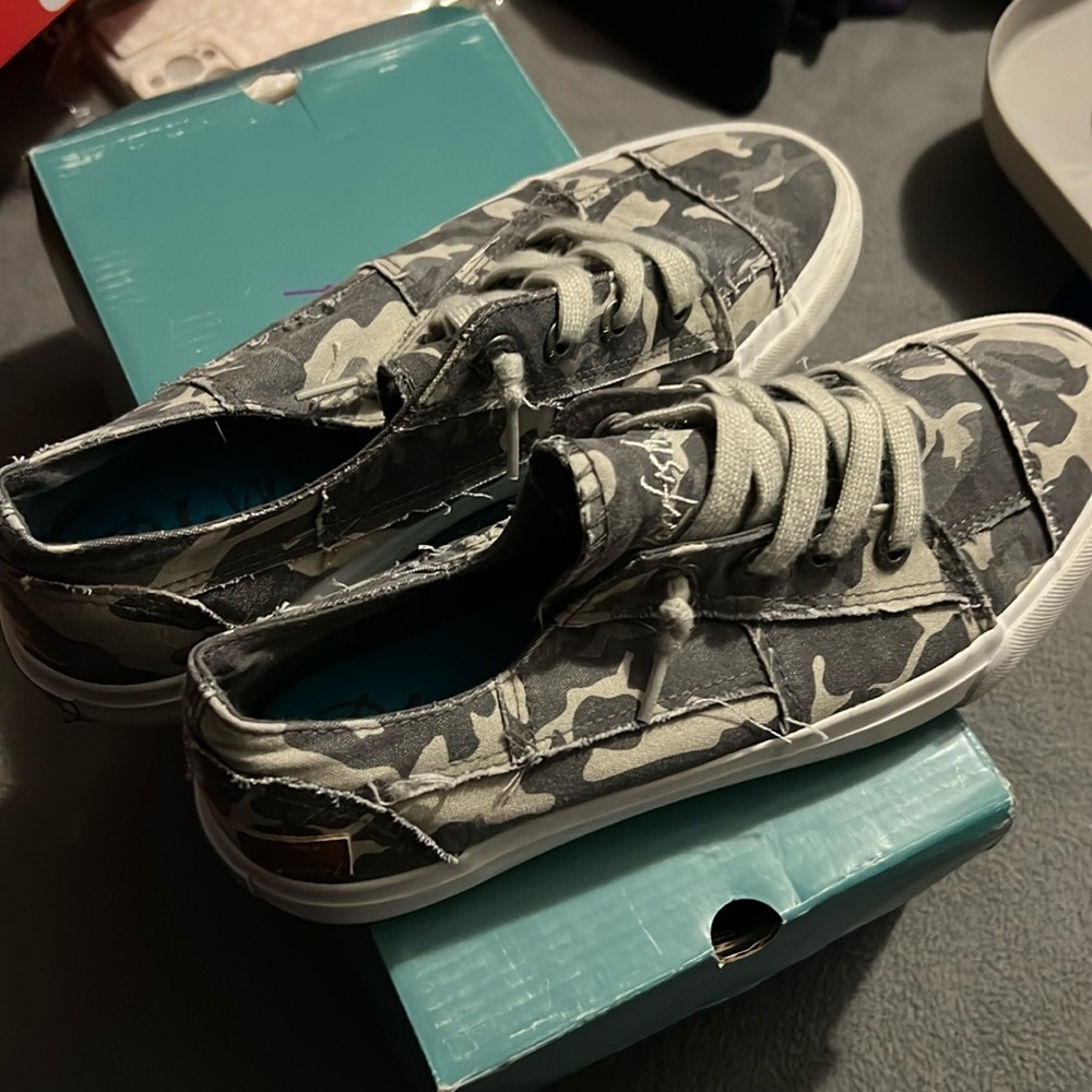 Blowfish sneakers